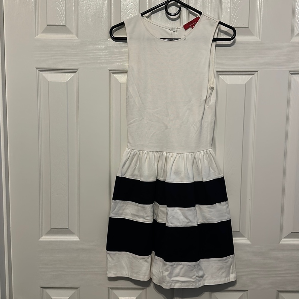 NWOT Red dress size Medium